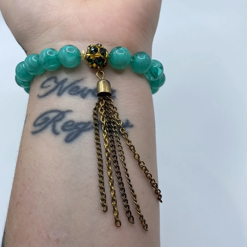 Green Beaded Dangle Bracelet